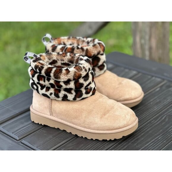 UGG fluff ankle boots. Womens 7. - Picture 3 of 5